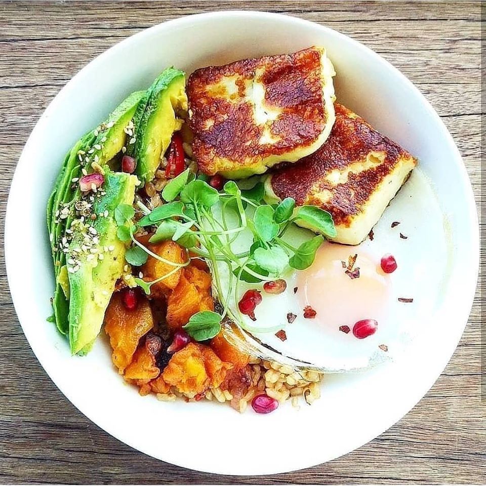 Breakkie Rice Buddha Bowl with Egg and Halloumi added (GF, Vegetarian)